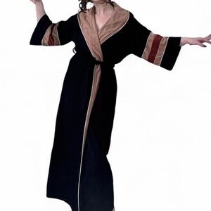 Vintage 1970s Roytex Black and Brown Robe
